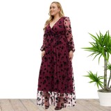 Vestido de talla grande con cuello en V y manga larga con retazos de malla transparente sexy para mujer
