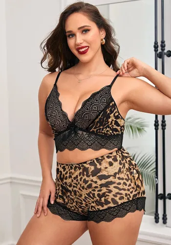 Plus Size Leopard Print Lace Trim Bra + Shorts Loungewear Lingerie Set