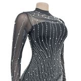 Modisches, langärmliges, durchsichtiges Kleid aus Netzstoff mit Perlen