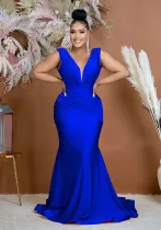Women Solid V-Neck Sleeveless Pleated Maxi Dress