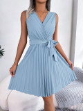 Frühlings-/Sommer-Chic-Crossover-Kleid mit V-Ausschnitt, ärmellos, schmale Taille und Falten