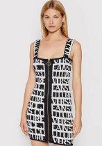 Tirantes de letras en blanco y negro Bodycon Vestido corto de vendaje Vestido de moda