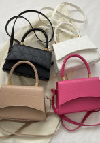 Eenvoudige casual trendy tas dames zomertrend effen kleur een schouder draagbare koerierstas kleine vierkante tas