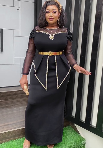 Vestido con cuentas de mujer africana de talla grande