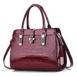 Autumn and Winter Fashion Bright Leather Handbag Large Capacity Crocodile Pattern Shoulder Messenger Bag