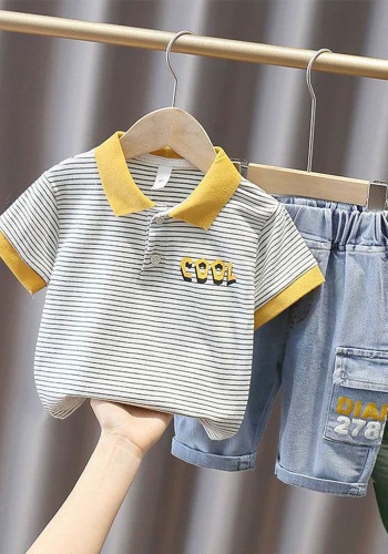 Trendige Kinder-Hemdshorts mit kurzen Ärmeln und Umlegekragen, modische Sommeranzüge für Jungen