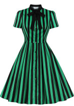 Plus Size Damen Turndown-Kragen, Schnürschleife, vertikale Streifen, kurzärmlig, Vintage-Swing-Kleid