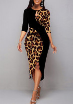 Vestido ajustado irregular de cuello redondo con estampado de leopardo para damas elegantes de estilo elegante de verano