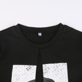 Abstrakter Druck, Rundhalsausschnitt, kurze Ärmel, unregelmäßiger Schlitz, Pullover, modischer Stil, Straßen-T-Shirt für Damen