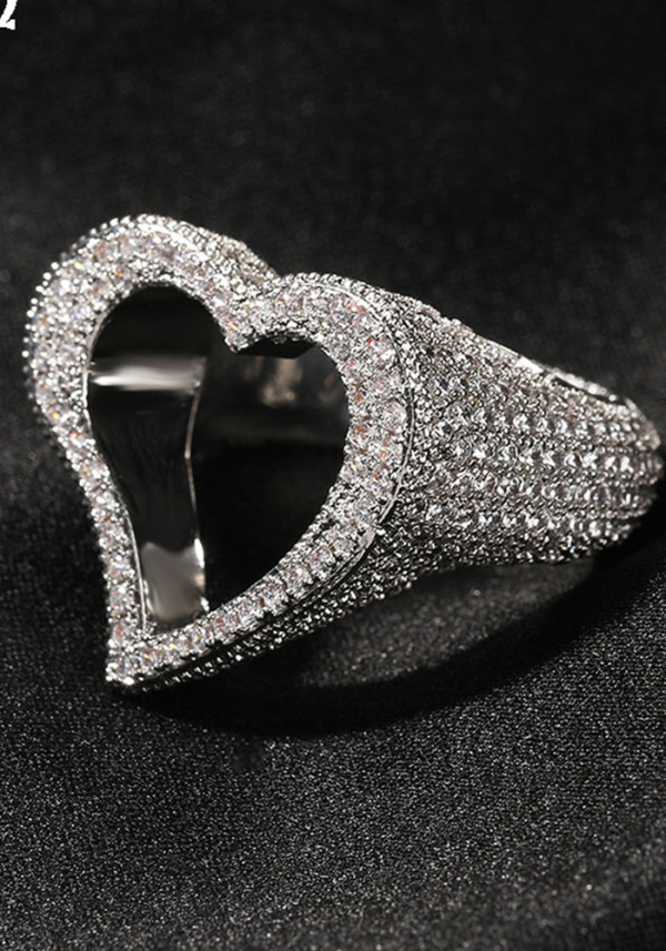 Cutout Heart Fashion Ring