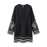 Autumn Women's Black Long Sleeve Embroidered Loose Dress