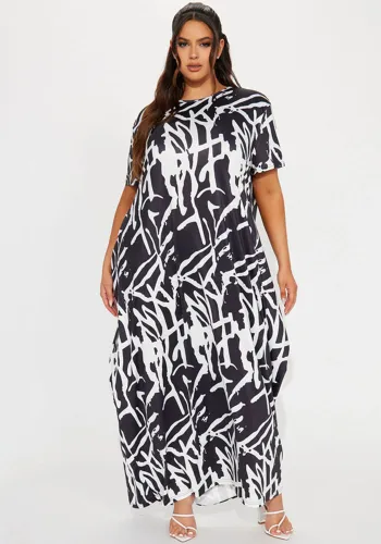 Plus Size Women Abstract Print Black and White Casual Loose Dress
