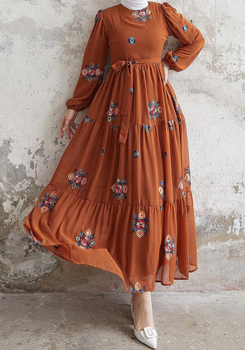 Muslim Solid Color Embroidered Fashionable And Elegant Dress With Belt