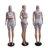 Women Printed Top and Printed Shorts Two-piece Set with Mask