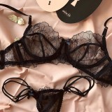 Sexy Lace Embroidery Push-Up Bra Thong Two Piec Lingerie Set