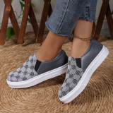 Women round toe shoes