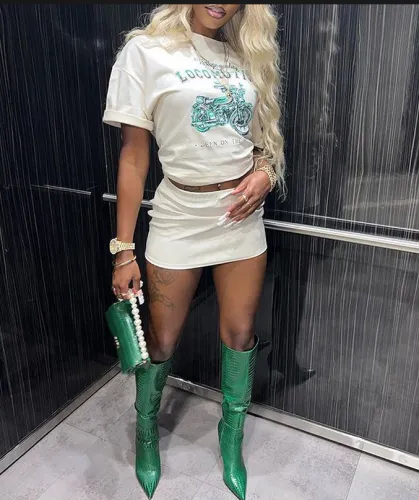 Women sexy short-sleeved T-shirt + Mini Skirt two-piece set
