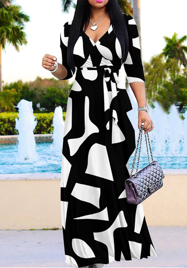 Women Casual Floral Printed V-Neck Half-Sleeve Maxi Dress