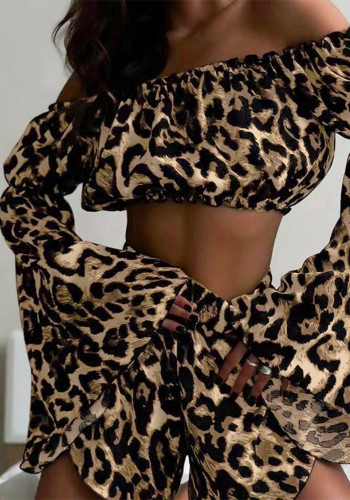 Summer Women Off Shoulder Bell Bottom Long Sleeve Leopard Print Crop Top and Shorts Two-piece Set