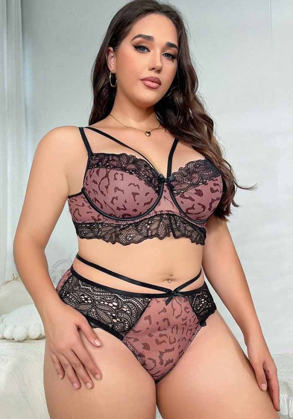 Plus Size Sexy Lingerie Contrast Color Lace Bra Thong Two-Piece Set