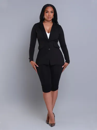 Women Blazer and Shorts two-piece suit