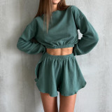 Women's Fashionable Slim-Fitting Loose Pullover Crop Top Shorts Two Piece Set