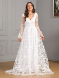 Women Fall and Winter Long Sleeve V-Neck Large Swing Trailing Lace Wedding Dress