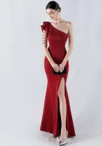 Women Beaded One-shoulder Slash Shoulder Evening Dress