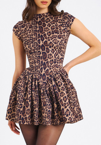 Autumn And Winter Women's Sexy Low Back Round Neck Slim Fit Leopard Pleated Dress