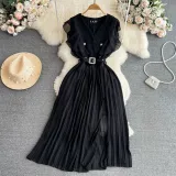 Women Contrast Color Flying Sleeve Collar Slit Pleated Dress