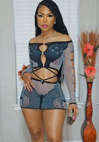 Off-Shoulder Patchwork Crop Top High-Waist Slim Shorts Set