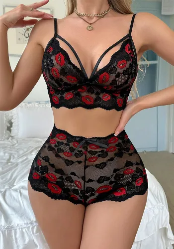 Sexy lingerie set lace See-Through red lips embroidered bra shorts set