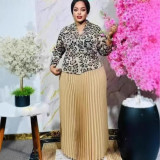 Fashion shiny flower lace-up top and high waist long pleated skirt set