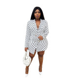 Plus Size Women's Black/White Spotted V Neck Mini Dress