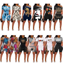 Casual Fashion Graphic Print Slit Hem Short Sleeve Shorts Set
