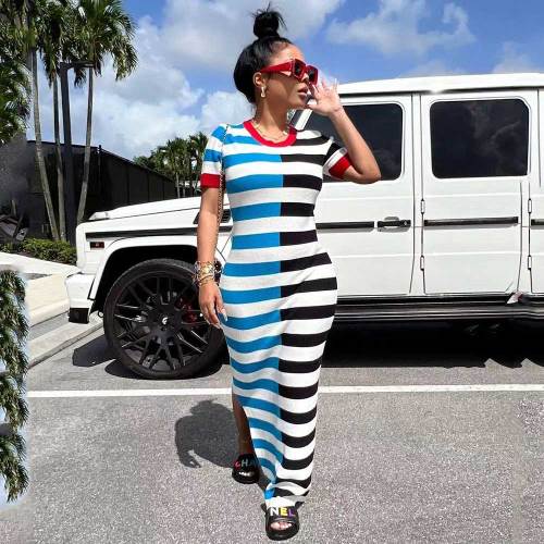 Women's Round Neck Short Sleeve Patchwork Stripe Side-Slit Dress