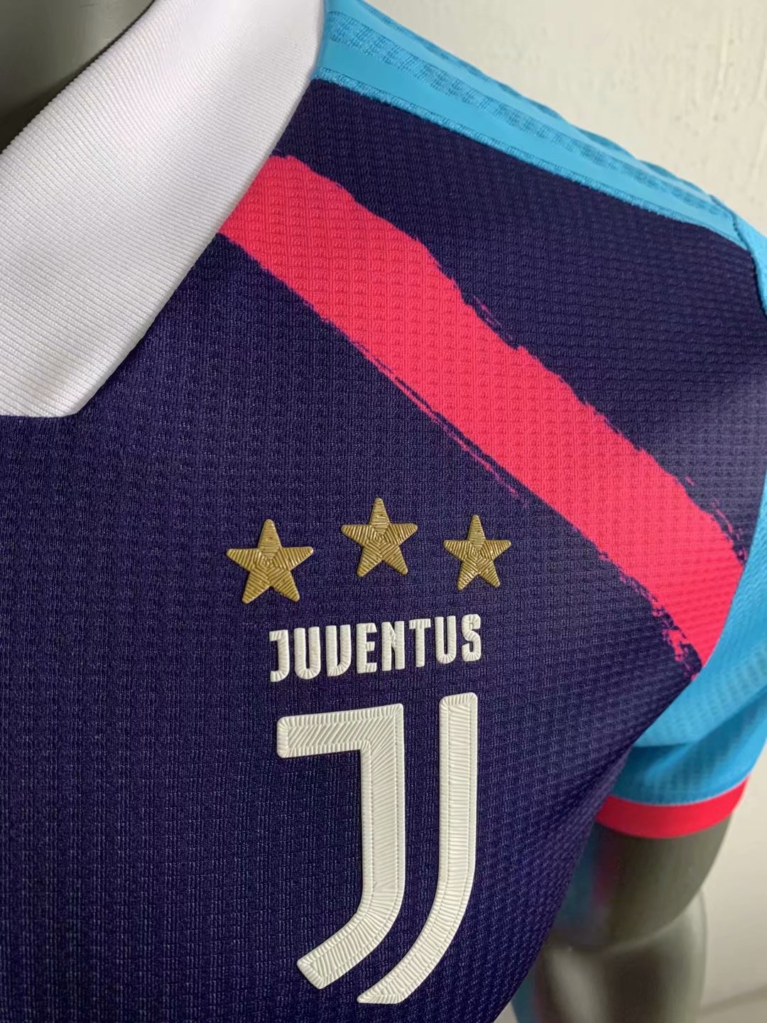 juventus multicolor jersey