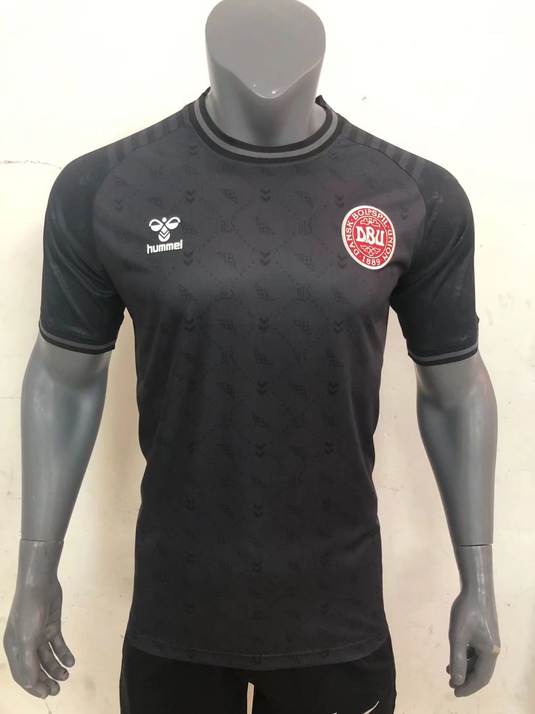 US 15.80 Mens Denmark Special Edition Jersey Black 2022 www