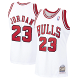 Mens Chicago Bulls Mitchell & Ness 1997-98 Hardwood Classics Jersey - White
