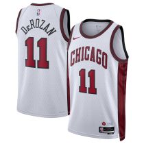 Mens Chicago Bulls Nike White 2022/23 Swingman Jersey - City Edition