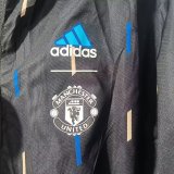 Mens Manchester United On-Field Team Logo Anthem Reversible Full-Zip Windrunner Jacket 2023/24