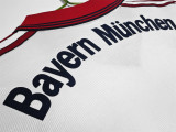 Mens Bayern Munich Retro Away Jersey 1998/2000