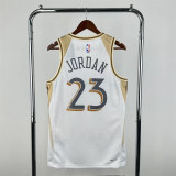 Mens Chicago Bulls Nike White 2025 Swingman Jersey - City Edition