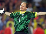 Mens Brazil Retro Goalkeeper Green Jersey 1998