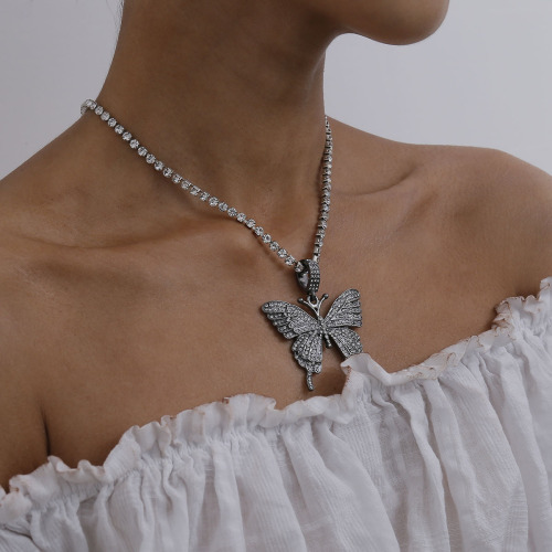 Fashion Butterfly Necklace