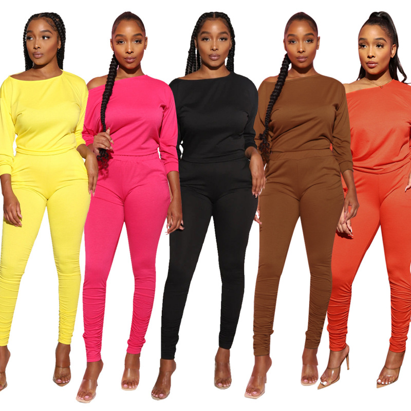 Long-Sleeved Off-The-Shoulder Pleated Trouser Two Piece Set