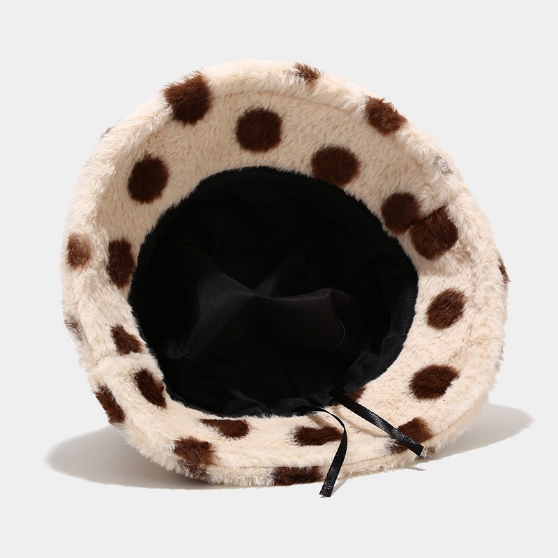Outdoor Plush Keep Warm Hat 