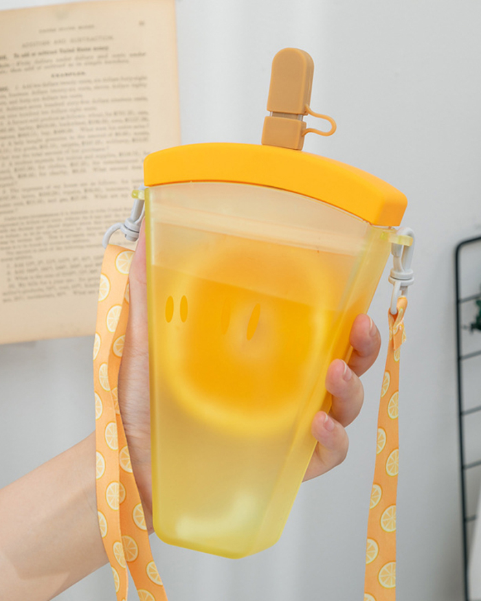 Ins Cute Ice Cream Shaped Portable Water Bottle (Including Straw and Shoulder Strap)