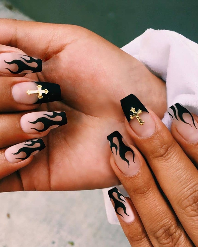 24pcs Short Ballet Black Flame French Style Wearable Artificial Nails Fake Nails Waterproof Removable Nail Patches