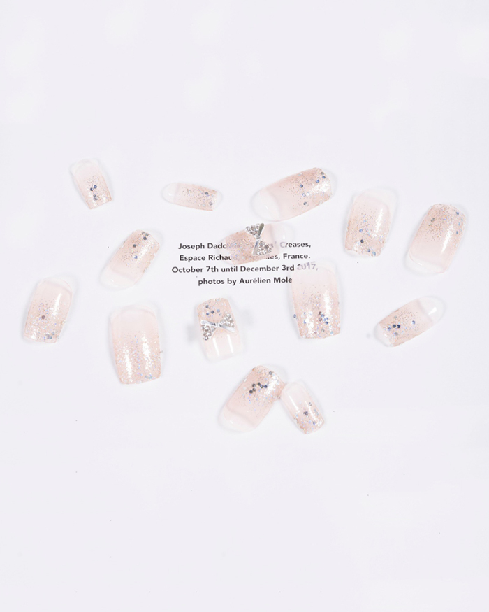 24pcs Bowtie Decoration Diamond Crystal Artificial Nails Long Nails Removable Fake Nails
